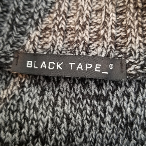 Black Tape_ Cable Knit Grey Sleeveless Vest Top - Picture 7 of 11